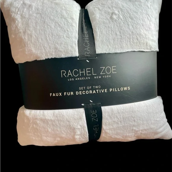 🎉HP🎉~Rachel Zoe Plush White Faux Fur Pillows - Picture 7 of 16